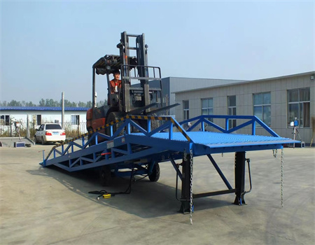 移動(dòng)登車(chē)橋